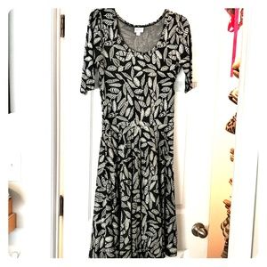 Lularoe Medium Nicole with feathers